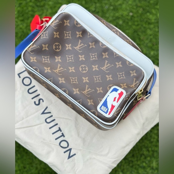 Louis Vuitton x NBA LV Bag Brown Nil Messenger Monogram Limited Edition!! - Picture 15 of 16